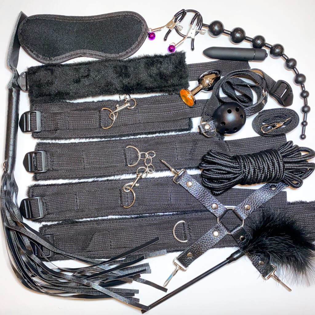 Nylon 13-piece BDSM Starter Kit - Black
