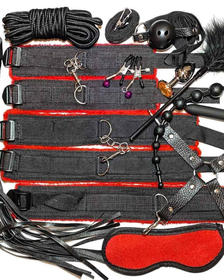 Nylon 13-piece BDSM Starter Kit - Red & Black