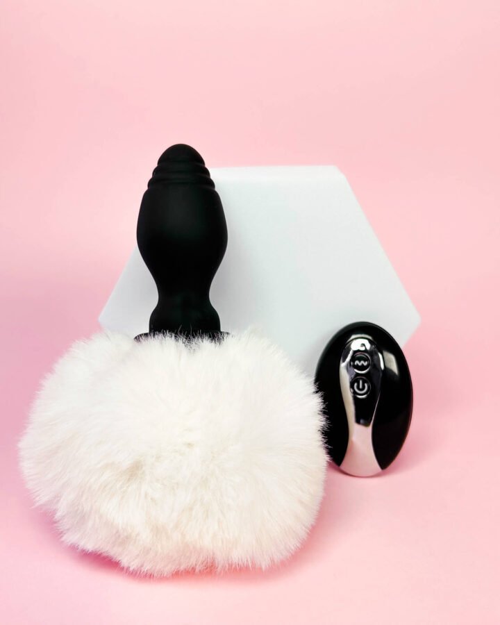 Bunny Bounce Remote Controlled Rabbit Tail Butt Plug (32mm)
