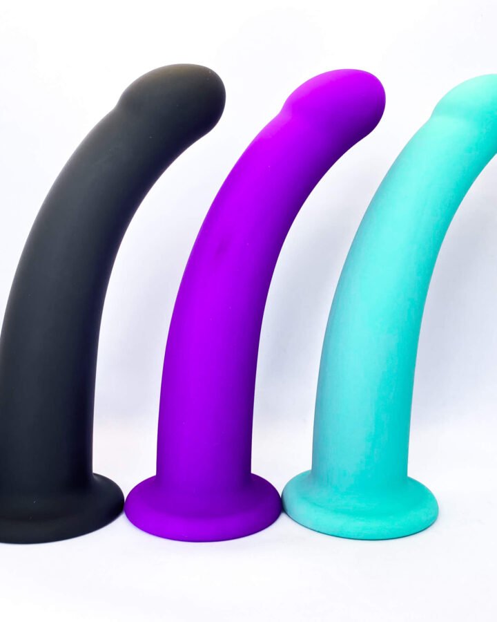 Captain Hook Silicone Dildo (18cm/7.1 inches)