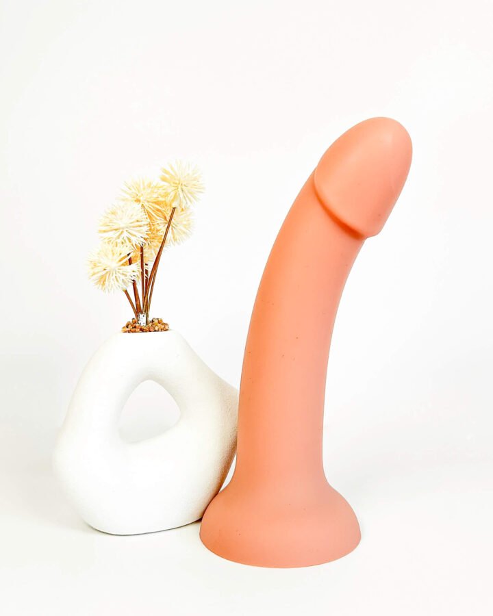 FleshFlex Curved Silicone Dildo