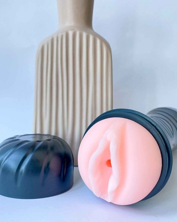 Vibrating Male Masturbator with Shell Casing - Vagina