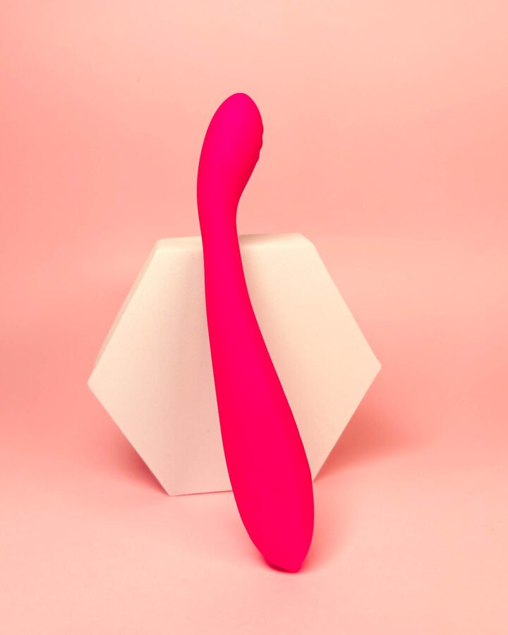 Niya Bendable G-Spot Vibrator