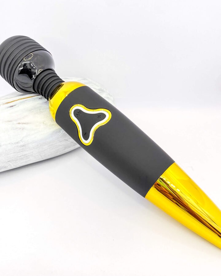 Pretty Love Vibrating Body Wand - Black And Gold