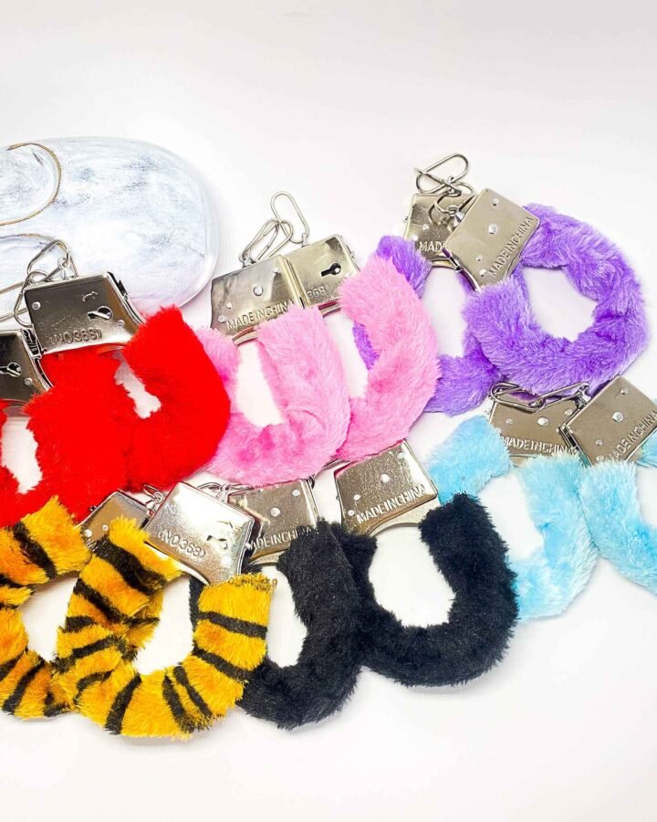 Fluffy handcuffs - 5cm