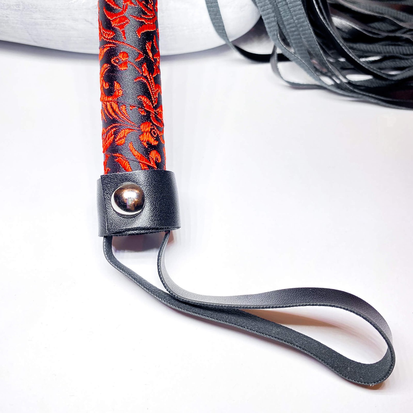 Happy Torture Bondage Flogger