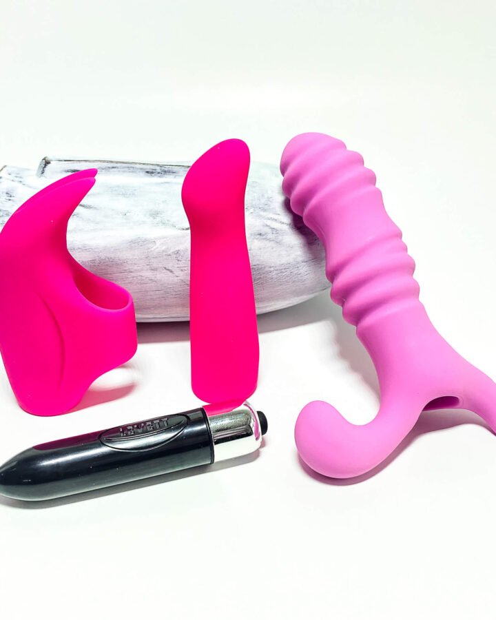 16 Speed Mini Bullet Vibrator and Sleeve Set