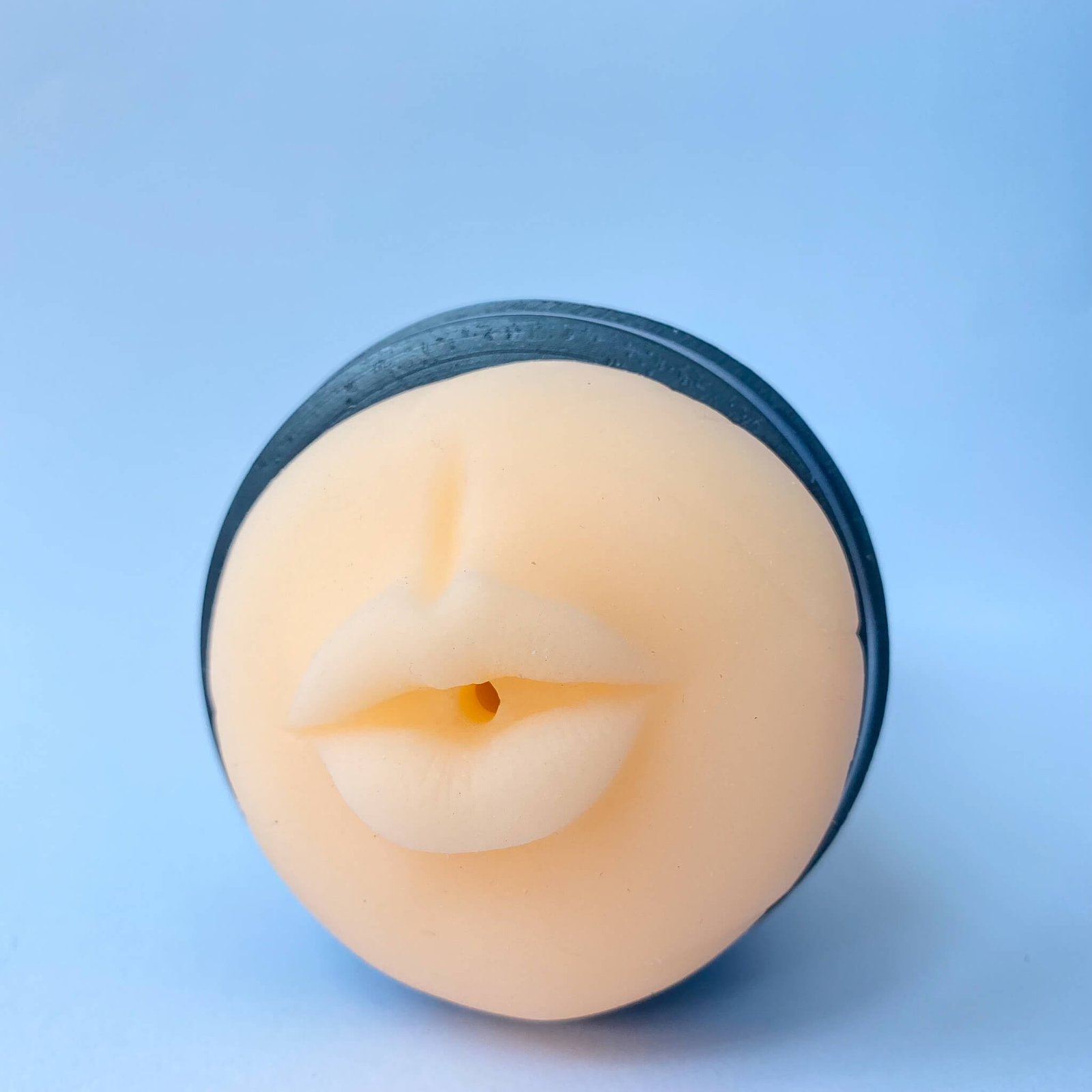 Vibrating Male Masturbator with Shell Casing - Mouth