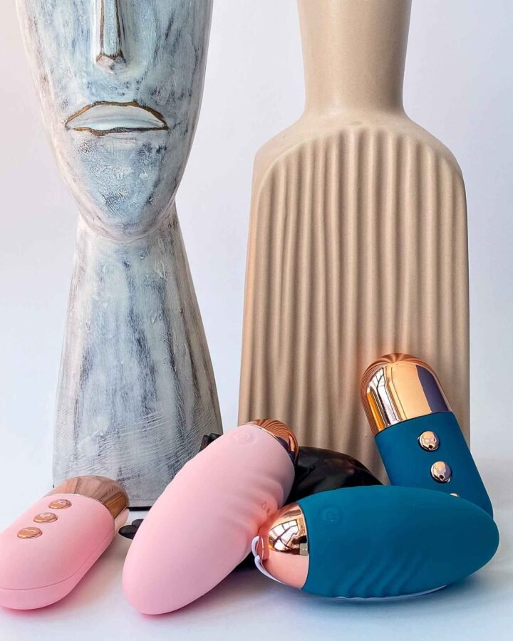 Wireless Remote Control Egg Vibrator with Heating Function