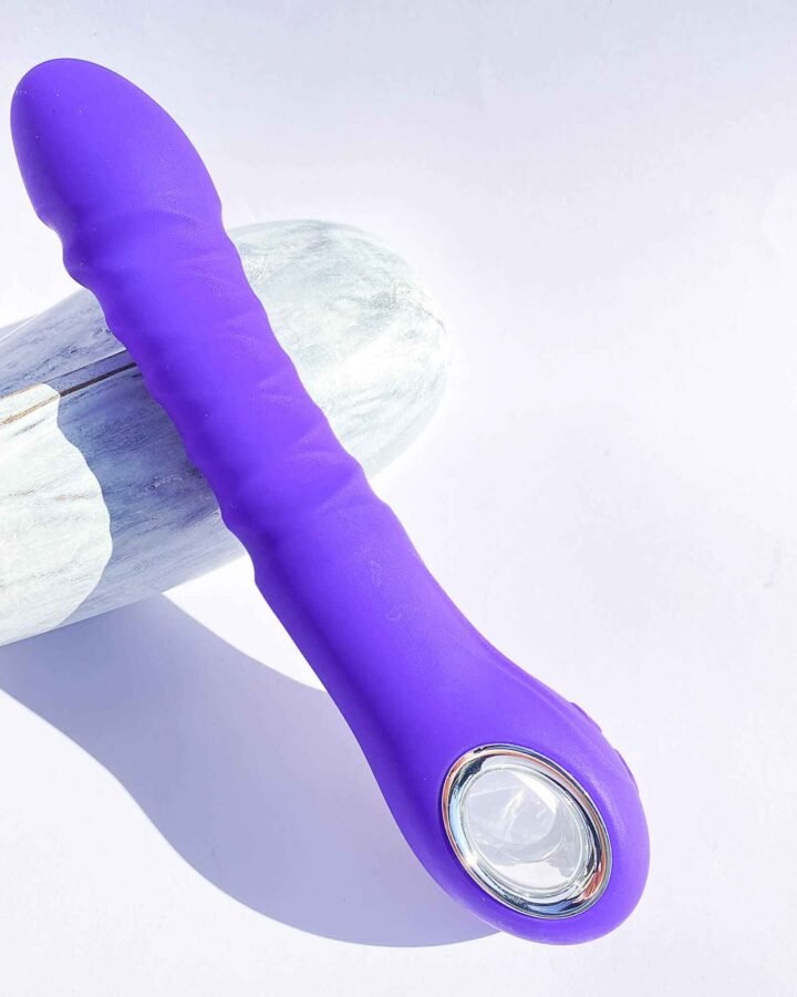 Thrusting 10 Speed Dildo Vibrator