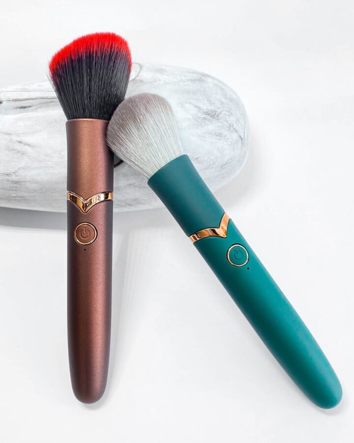 Vibrating Makeup Brush